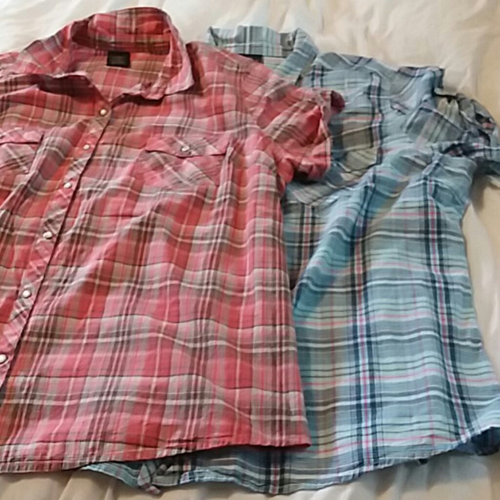 Bundle of 2 Shirts "LAST CHANCE "